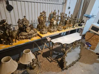 Lote Antigüedades Bronce unas 40 piezas