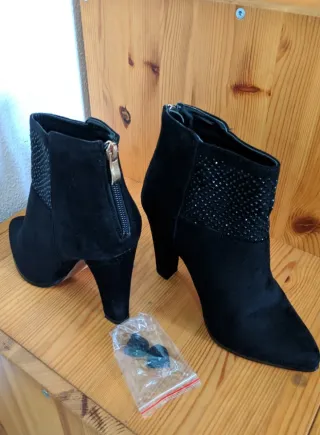 Botines negros tacón talla 36
