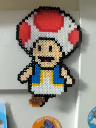 Figuras Hama Beads: Imanes, Llaveros y Decoración