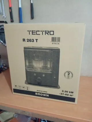 Estufa de parafina negra/marrón