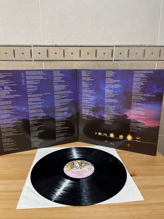 LP VINILO GENESIS “ AND THEN THERE WERE THREE “