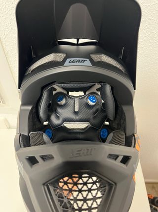 Casco Leatt Gravity 4.0 V25