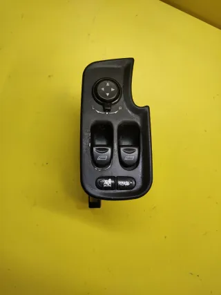 BOTONERA ELEVALUNAS ELECTRICOS ALFA 147