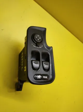 BOTONERA ELEVALUNAS ELECTRICOS ALFA 147