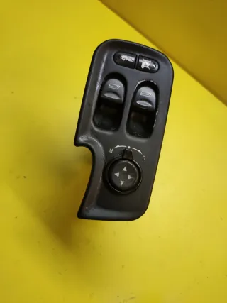 BOTONERA ELEVALUNAS ELECTRICOS ALFA 147