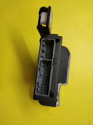 BOTONERA ELEVALUNAS ELECTRICOS ALFA 147