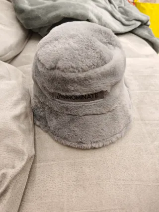 Cappello Hinnominate grigio