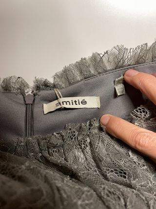 Vestido de fiesta gris perla