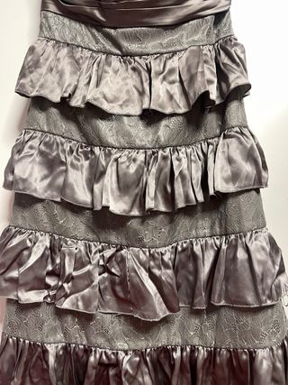 Vestido de fiesta gris perla