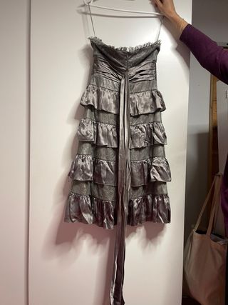 Vestido de fiesta gris perla