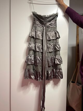 Vestido de fiesta gris perla