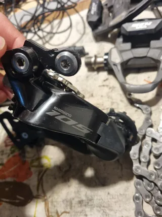 Gruppo Completo Shimano 105 Di2