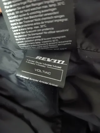 Chaqueta Revit Invierno Negra modelo Voltiac XXL