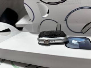 Apple Watch Series 9 GPS + Cellular 45mm Plata