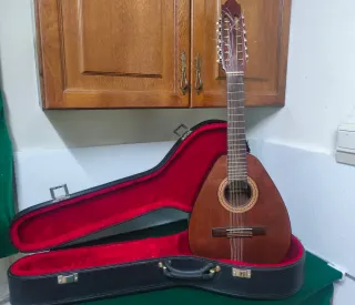 Laúd de 12 cuerdas de Ismael Martínez