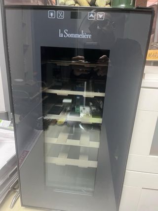 Vinoteca 18 botellas