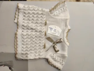 Conjunto tejido recién nacido