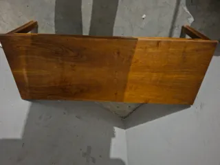Mesa auxiliar de madera 120 ancho  45 fondo  40 al