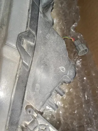 Faro Izquierdo Nissan XTrail 2017