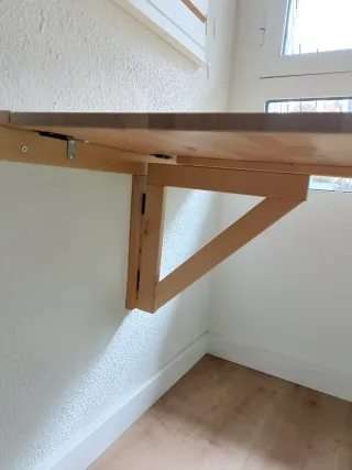 Mesa plegable de madera natural