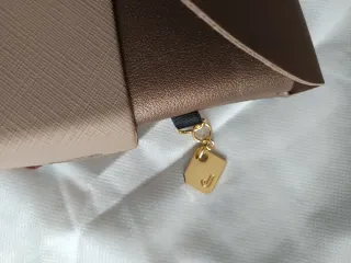 Borsetta nuova completa di tracolla e scocca