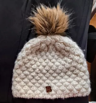 Gorro R Mountain invierno pompón