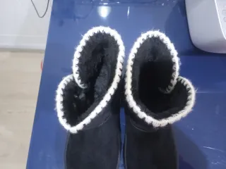 Botines negros forrados talla 39