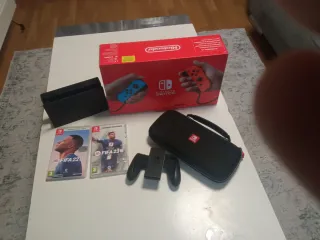 Nintendo Switch Roja/Azul + Accesorios