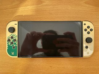 Nintendo Switch OLED Zelda + Extras