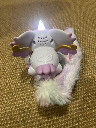 Peluche Lemur Bailarín Arcoíris