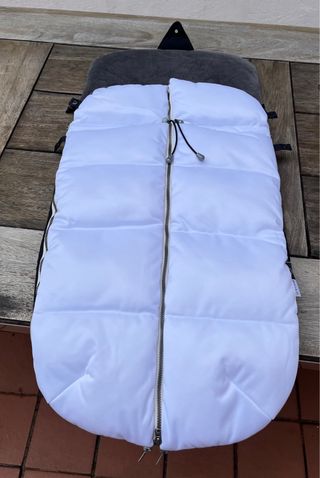 Saco invierno cochecito bebé blanco a estrenar.