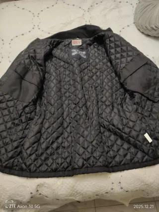 Chaquetón negro nuevo a estrenar