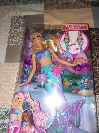Barbie Flower Magic Mermaid Muñeca Nueva