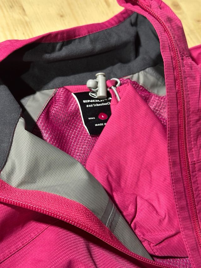 Chaqueta Endura cortavientos Softshell