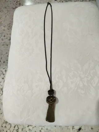 Collar largo bronce