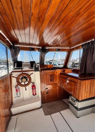 Llaut 9,5m con posibilidad de amarre