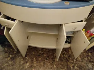 Mueble de baño con espejo