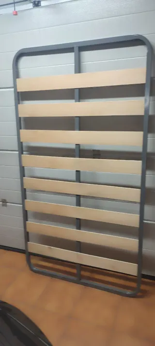 Somier metálico con láminas de madera 190x110