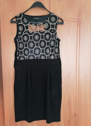 Vestido fiesta negro con apliques dorados T38