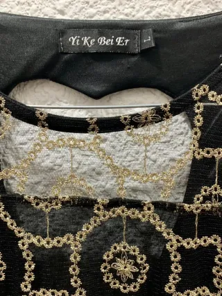 Vestido fiesta negro con apliques dorados T38