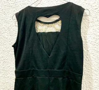 Vestido fiesta negro con apliques dorados T38