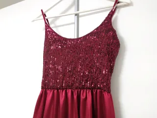 Vestido largo fiesta lentejuelas volantes