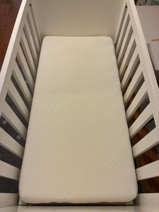 Cuna bebé blanca + colchón