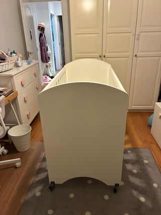 Cuna bebé blanca + colchón