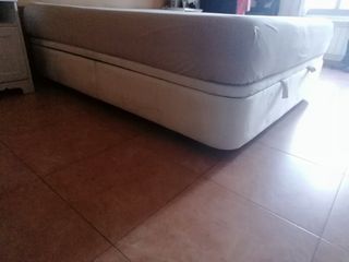 Canapé tapizado 150x190