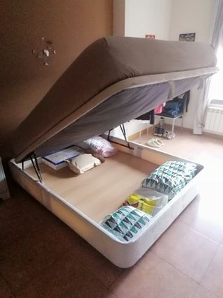 Canapé tapizado 150x190