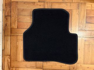 Alfombrillas coche negras nuevas