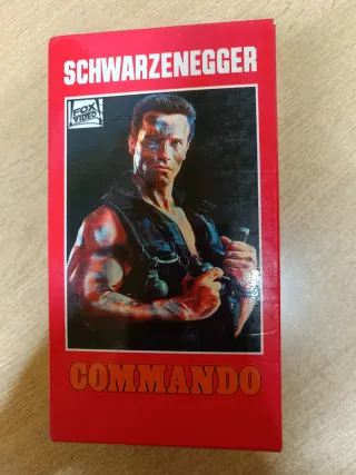 VHS Schwarzenegger Depredador Commando Conan