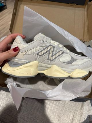 New Balance 9060HSA Gris