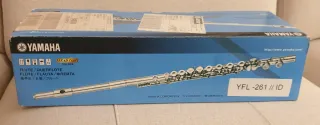 Flauta Travesera Yamaha YFL-261//ID (Sin Estrenar)